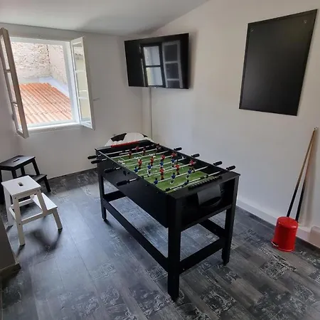 Appartement Old Town House With Parking & Game Room *